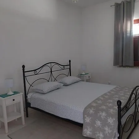With Parking Space Rozac, - 27255